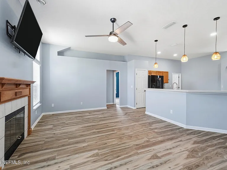 13245 Milhouse Way — Photo 8