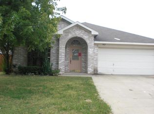 4025 Cypress Gardens Dr, Fort Worth, TX 76123