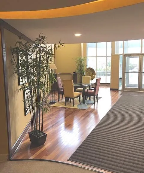 35 Harborview Dr #302 — Photo 3