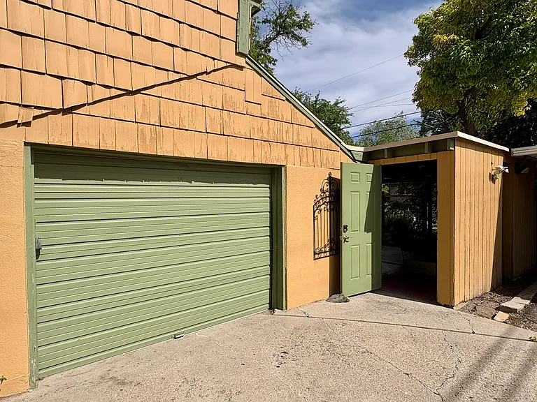 Detached garage and access to the shared back yard