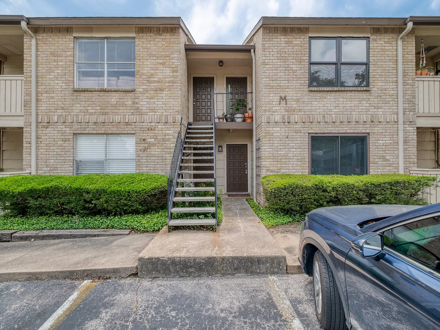 1 bed, 635 sqft, $1,145 — Photo 3