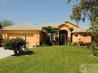 11953 Princess Grace Ct, Cape Coral, FL 33991