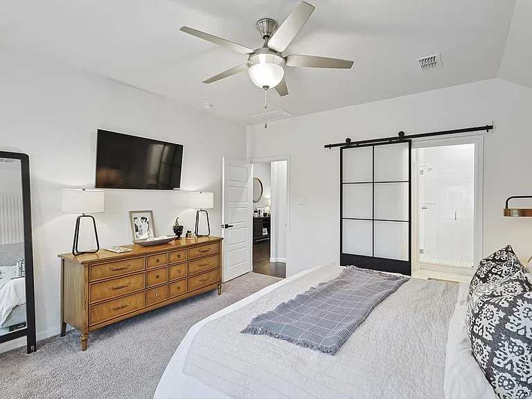 309 Ember Cir — Photo 14