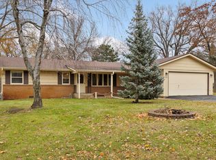 2512 W 93rd St, Bloomington, MN 55431
