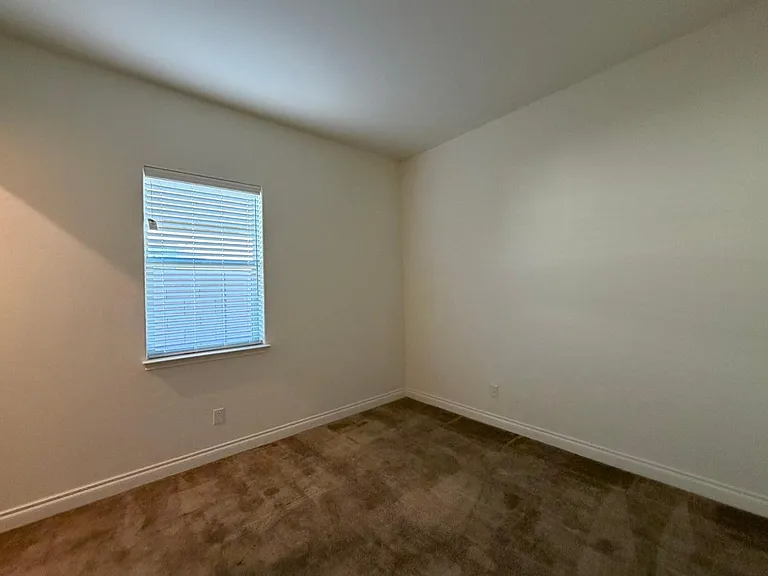 9541 E Theia Dr — Photo 13