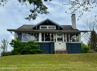 18 Bellemeade St, Wynantskill, NY 12198