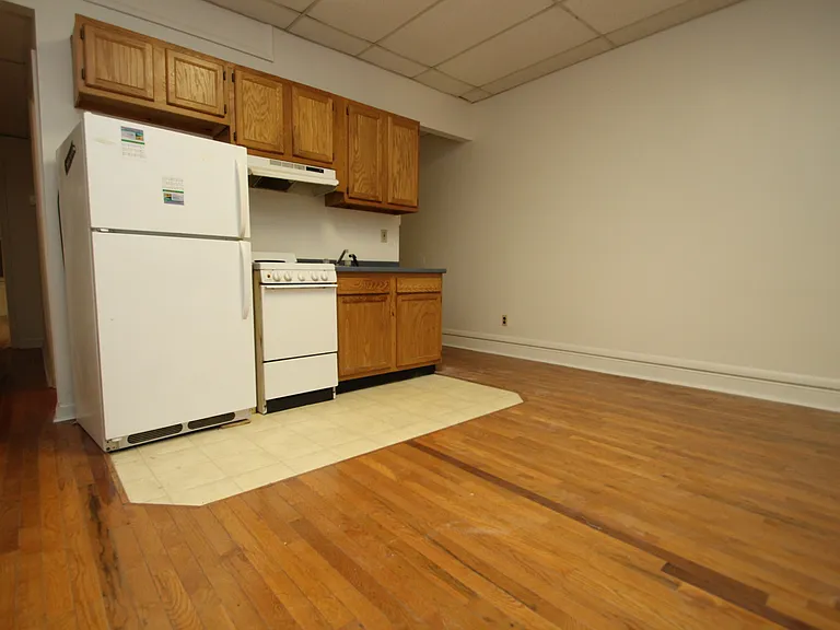 2509 St. Paul St. — Photo 4