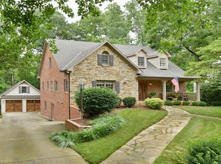 2519 Woodbine Rd, Winston Salem, NC 27104