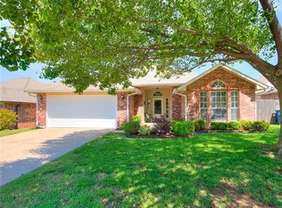 1617 Foxfire Rd, Edmond, OK 73003
