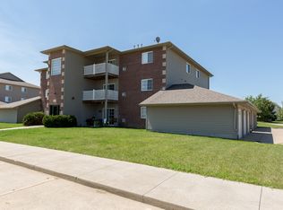 651 SE Dovetail Rd #6, Grimes, IA 50111