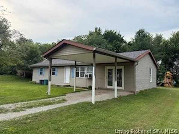 530 E Colony Drive, Salem, IN 47167