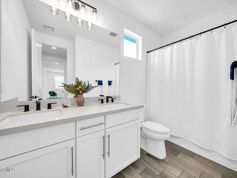17329 W Gretna St — Photo 40