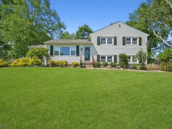 11 Circle Rd, Florham Park Boro, NJ 07932