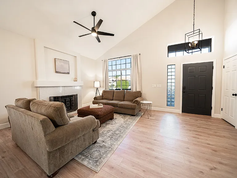 4739 E Villa Maria Dr — Photo 7