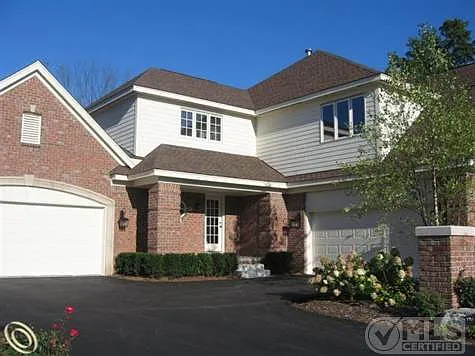 3210 Legacy Ct photo 1