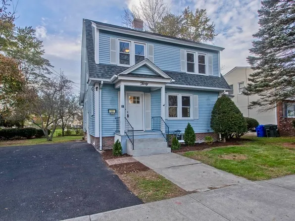 30 Winnipeg St, Springfield, MA 01108