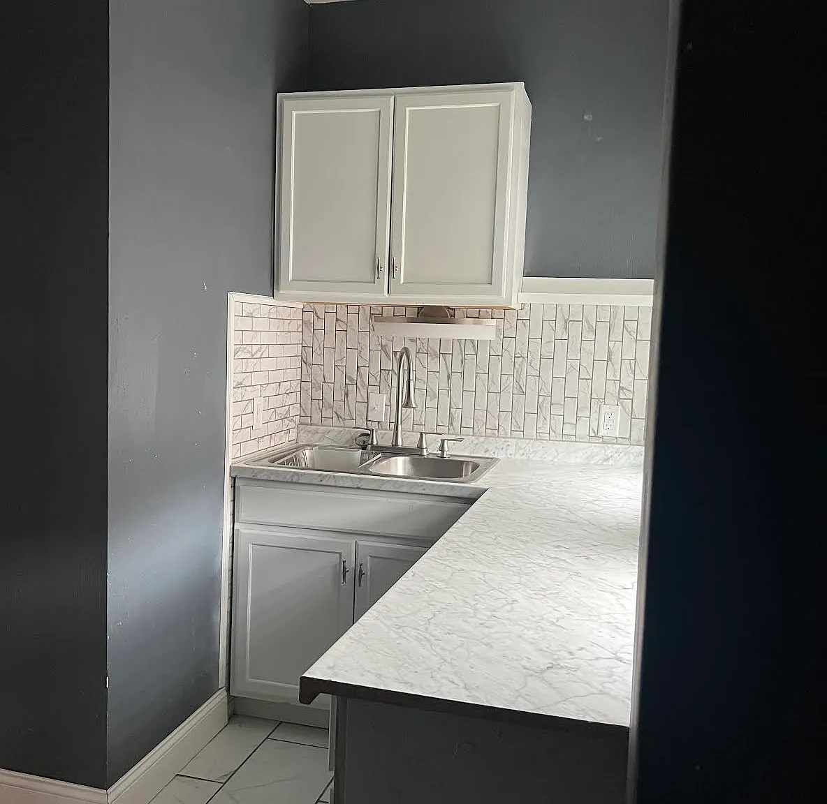 2 bed, 1100 sqft, $1,050 — Photo 4