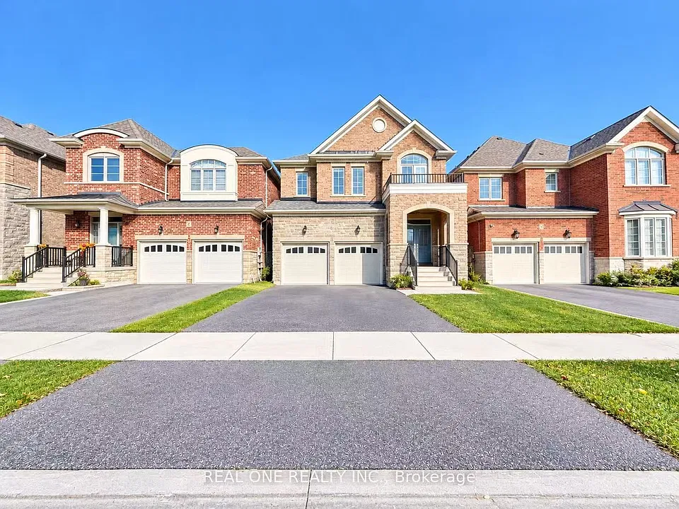 42 Clara May Ave