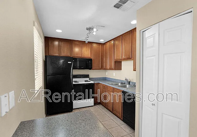 4354 N 82nd St #131 — Photo 7
