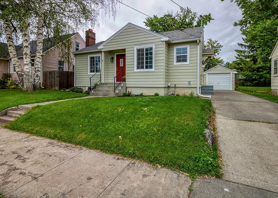 1st image of 520 N Division St