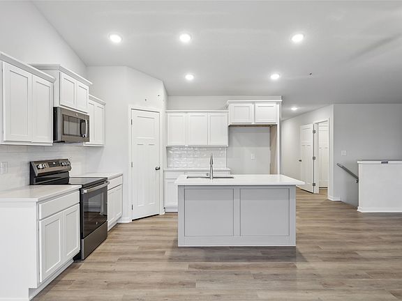 2nd image of 409 Meadow Ave NW
