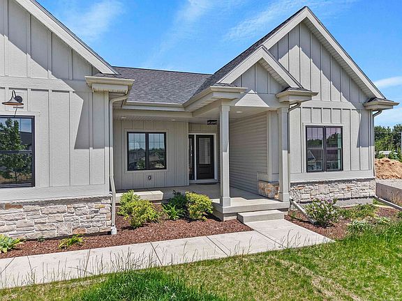 3rd image of 6854 Karolina Way