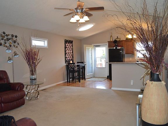 2nd image of 1245 Orchard Dr