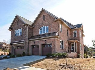 6523 Fairway Row Ln, Charlotte, NC 28277
