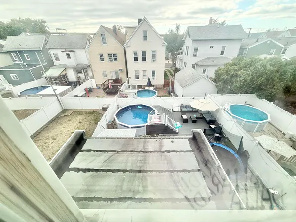 69 Humphrey Avenue image 35 of 41