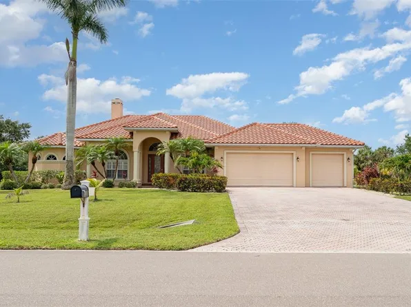 6120 9th Avenue Cir NE, Bradenton, FL 34212