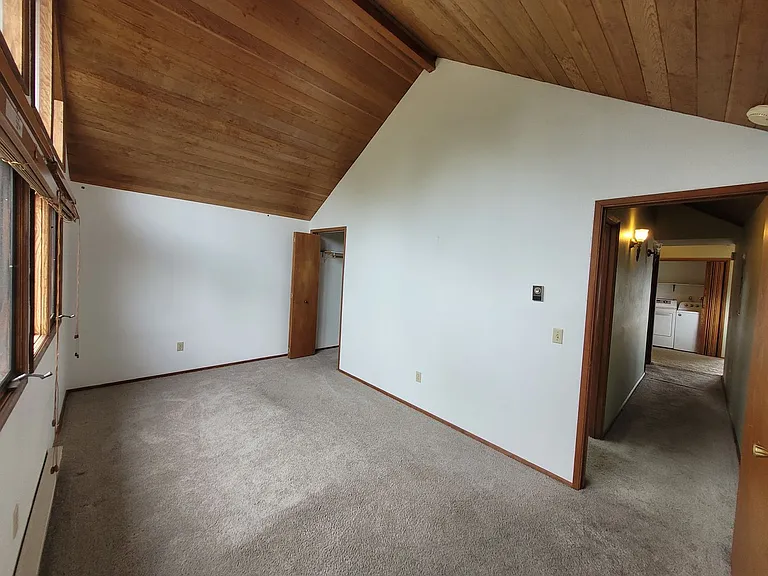 5507 Haida Way — Photo 38