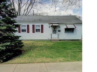 9 Claire Dr, Springfield, IL 62702