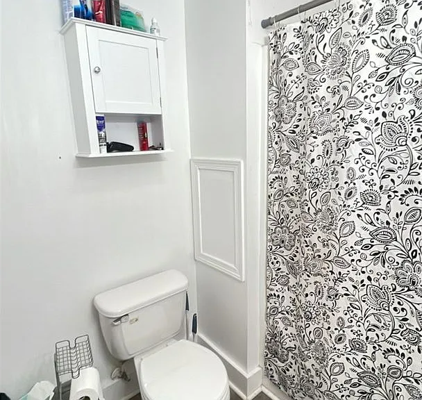 1464 Forest Ave — Photo 5
