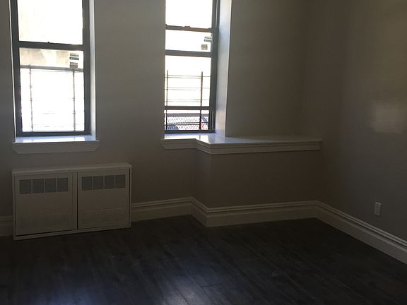 2nd image of 585 E 21st St APT 1J