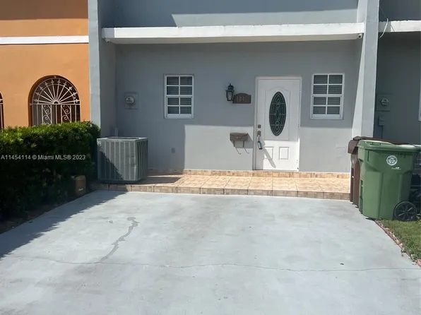 1845 W 72nd Pl, Hialeah, FL 33014