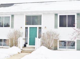 351 8th St, Cedar Springs, MI 49319