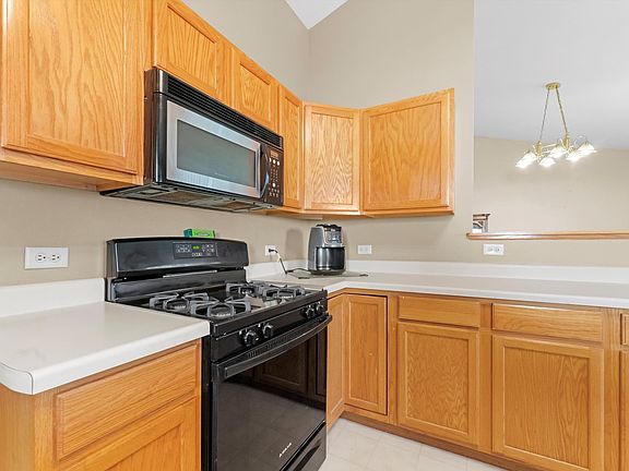 5th image of 1609 Wheeler St