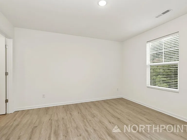 4105 Snyder Dr — Photo 15