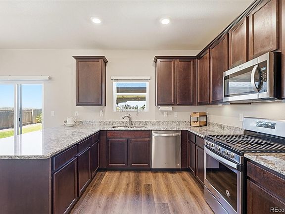 5th image of 7253 Shavano Avenue