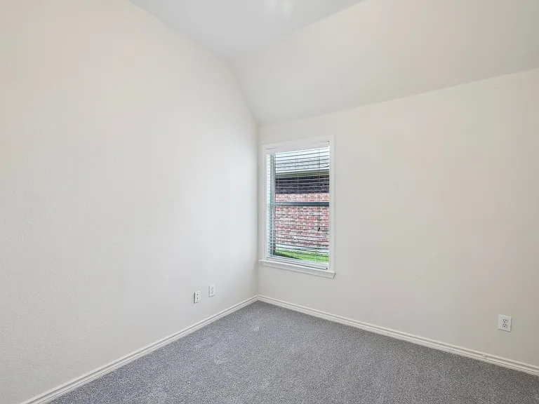 1280 Seymour Dr — Photo 16