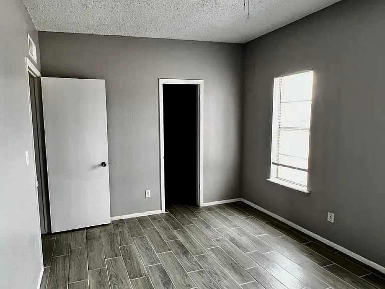 1618 Dale Douglas Dr — Photo 18