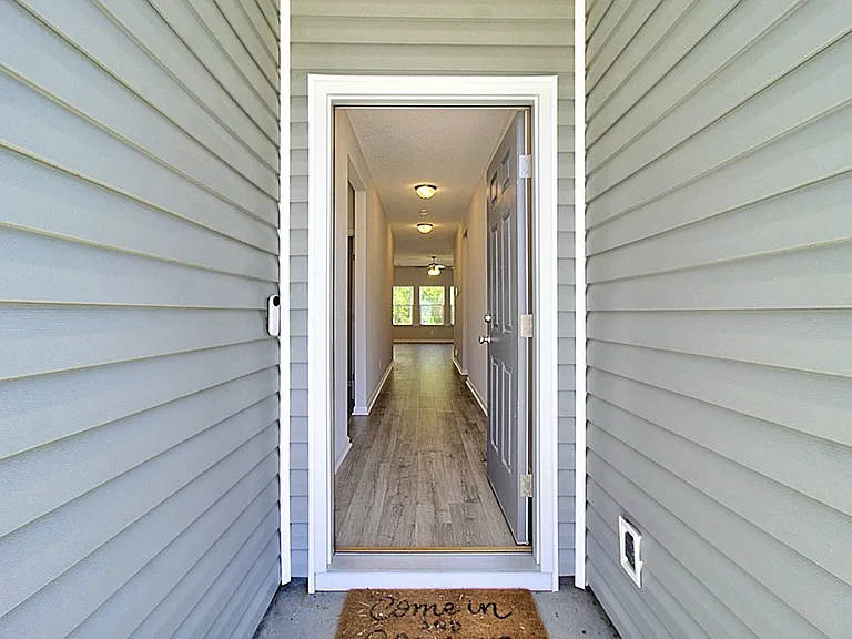 183 W West Winn Ave — Photo 4