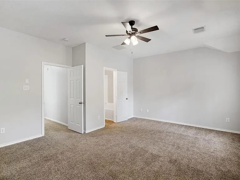 38 Walden Elms Cir — Photo 15