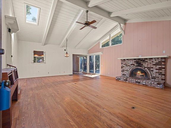 4th image of 3047 Sherman Rd