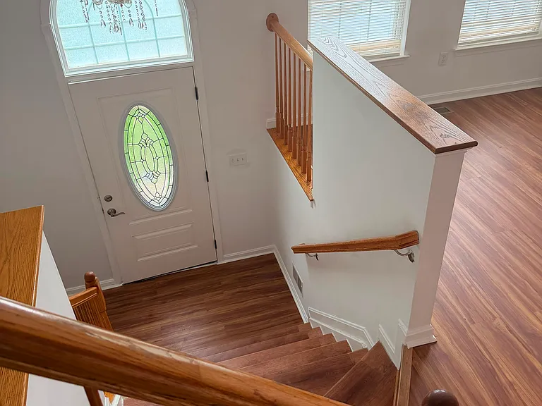 208 Persimmon Cir — Photo 1