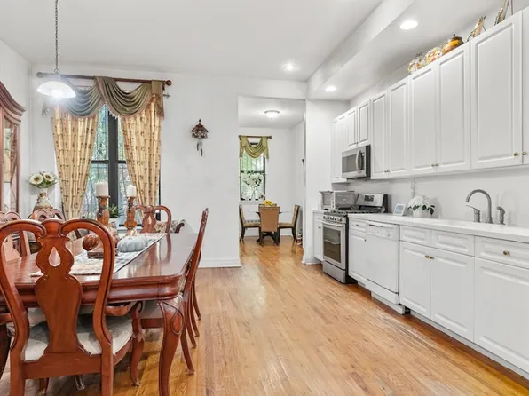 563 West 161st Street image 4 of 9