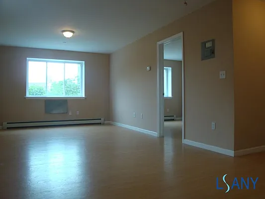 Rented by LandSeair Real Estate Group | media 44