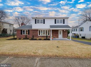 1335 Cherry Tree Rd, Aston, PA 19014