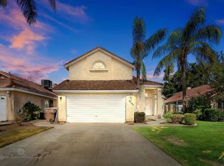 6204 Ambergrove St, Bakersfield, CA 93313