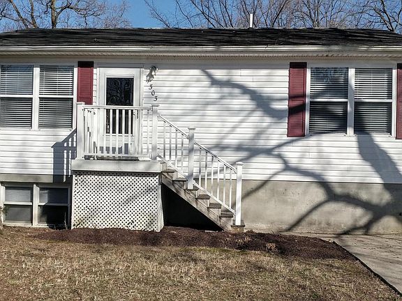 2nd image of 1303 Breezeway Dr